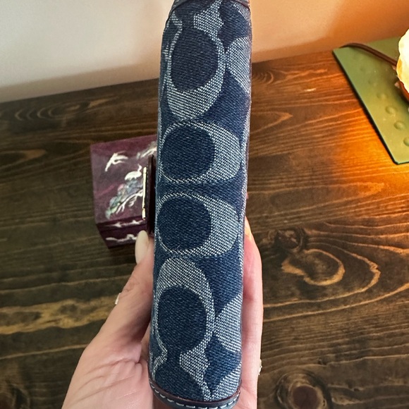 Coach Bundle - Picture 14 of 16